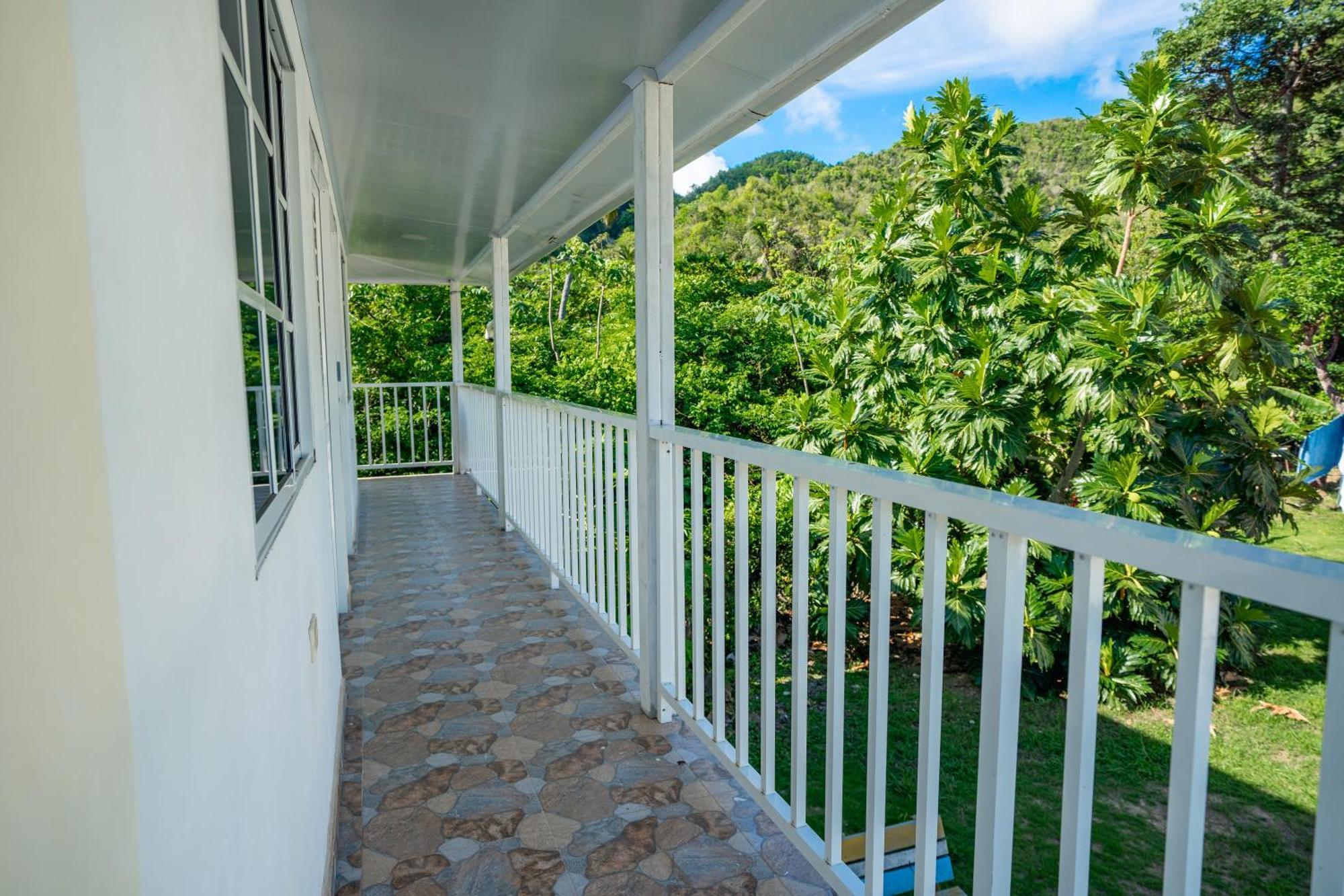 Posada Mango Tree South West Bay Εξωτερικό φωτογραφία